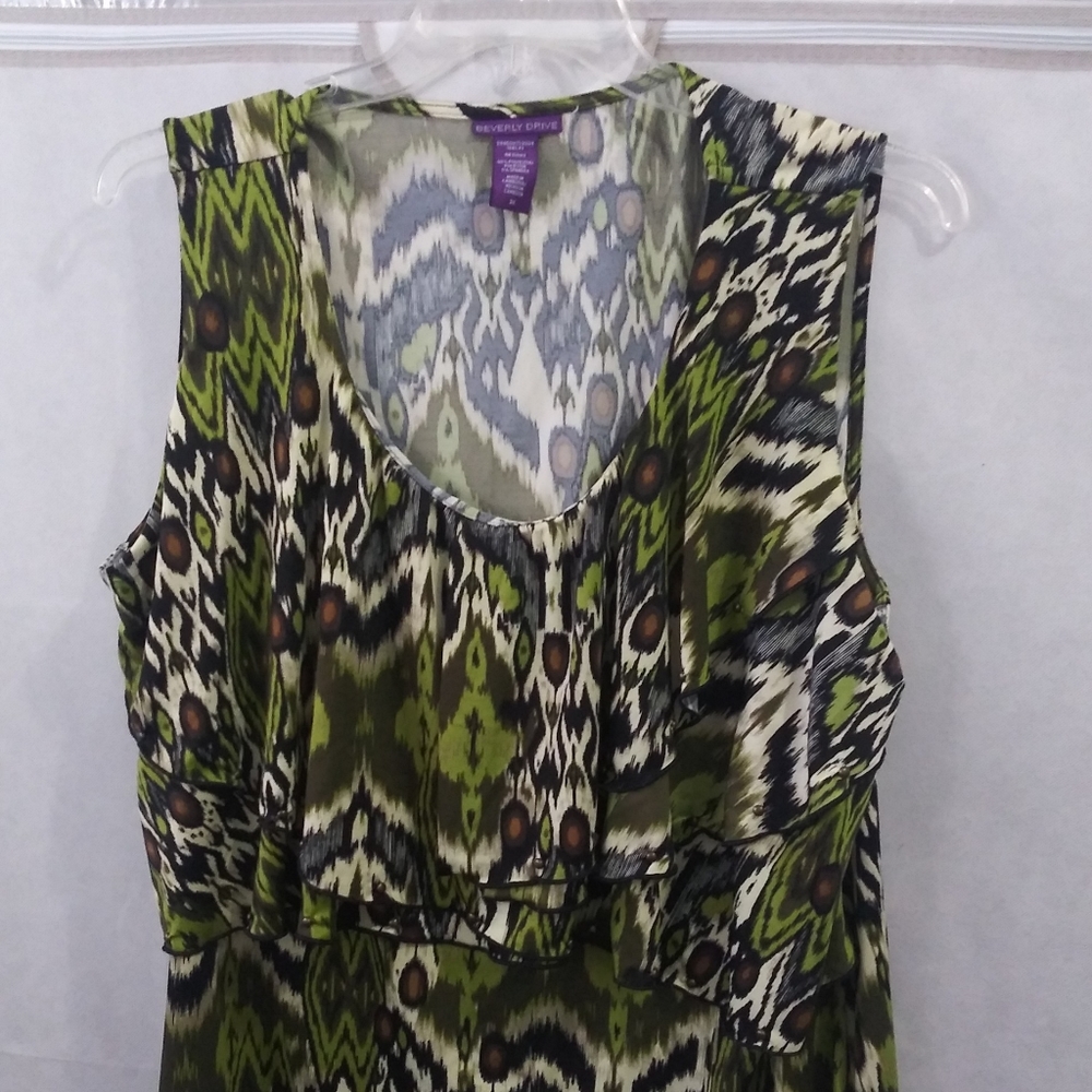 Blouses - Picture 3 of 3